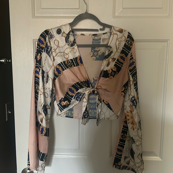 Scarf top - Picture 2 of 2